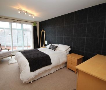 2 Bedroom Apartment - Second Floor - Photo 3