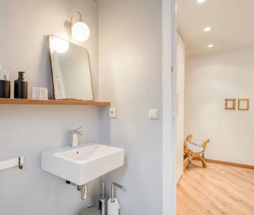 Carrer del Comte dUrgell, Barcelona, Catalonia 08011 - Photo 2