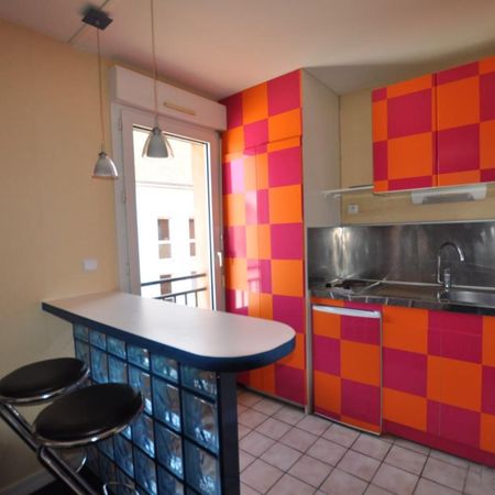 STUDIO MEUBLÉ CENTRE-VILLE - Photo 3