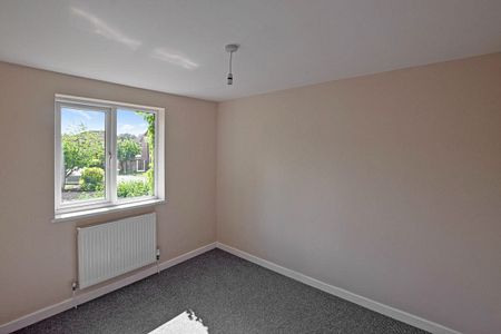 Gleadmere, Widnes, WA8 4YQ - Photo 2