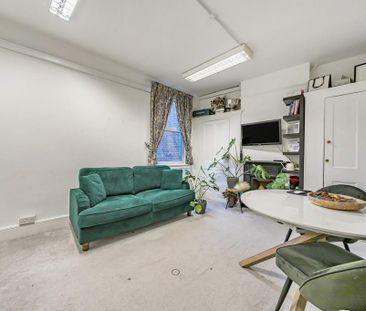 3 bedroom apartment to rent - Photo 4