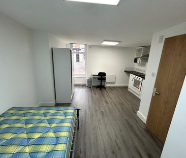 Studio to rent - Photo 5