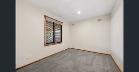 Convenient Location - Photo 4