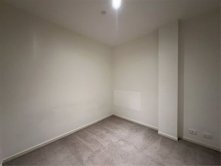 709/118 Russell Street - Photo 4