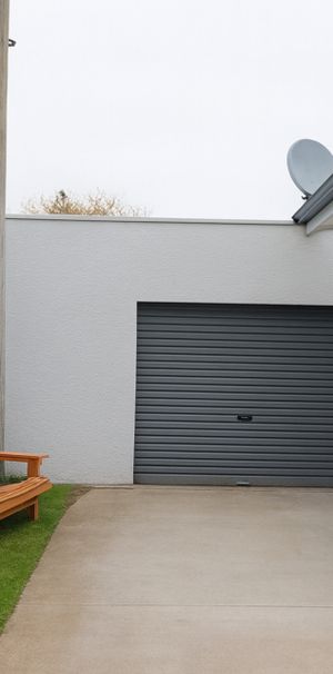 One Bedroom Unit Near shopping centre - Photo 1