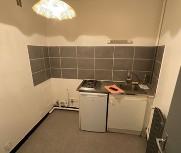 Location Appartement 1 pièce 32m² BOURGES 18000 - Photo 2