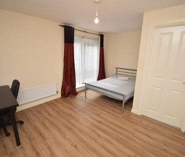 4 bedroom house to rent - Photo 3