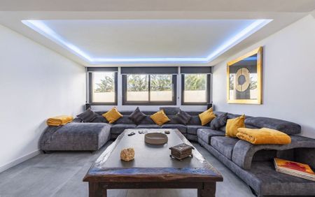 3 bedroom luxury Villa for rent in San Pedro de Alcántara, Andalusia - Photo 5