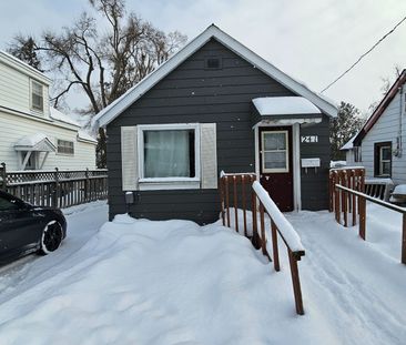 For Lease - 241 John Street, Orillia, Ontario - Photo 3