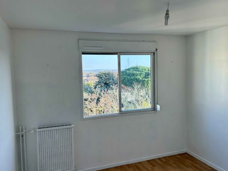 5 pièces - 91,09 m² - 4ème étage - Colocation non autorisée - Photo 3