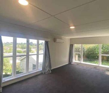 Your Dream Home with Beautiful Gardens! - Photo 3