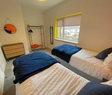 3 bedroom terraced house to rent - Photo 5