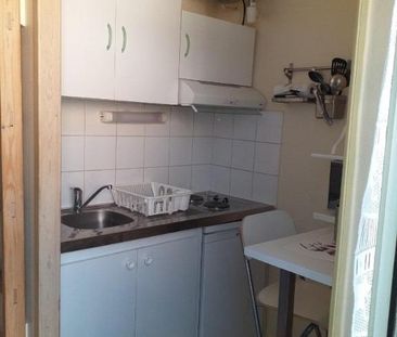 APPARTEMENT MEUBLE - 280€ CC - Photo 4