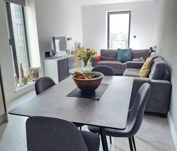 Room in a Shared Flat, London, NW9 - Photo 1