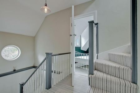 4 bedroom semi-detached house to rent - Photo 2