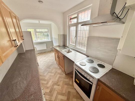 3 bedroom semi-detached house to rent - Photo 1