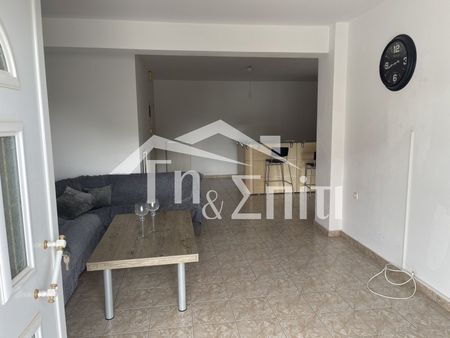 Διαμέρισμα προς ενοικίαση 350 € - Photo 5