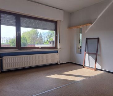 Woning met 3 slaapkamers, garage en tuin - Foto 4