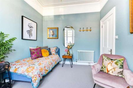 Vallance Gardens, Hove, BN3 - Photo 3