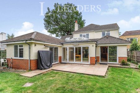 1 bedroom property to rent Burwood Road, Hersham, Walton-on-Thames, Surrey, KT12 - Photo 2