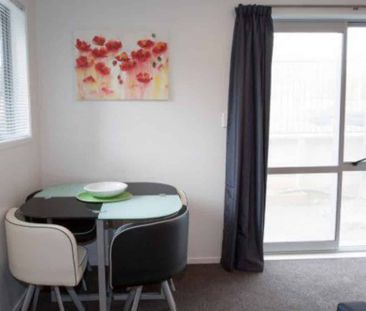 Furnished studio apartment - Photo 1