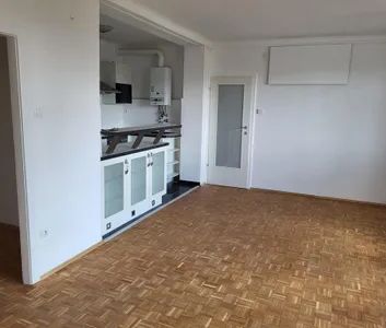 Moderne 2-Zimmerwohnung, Topaussicht, 7.Liftstock - Photo 1