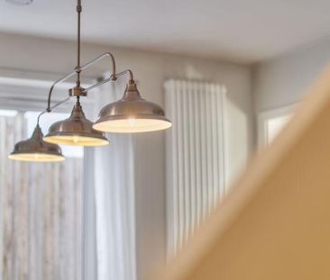 2 bedroom end of terrace house to rent - Photo 4