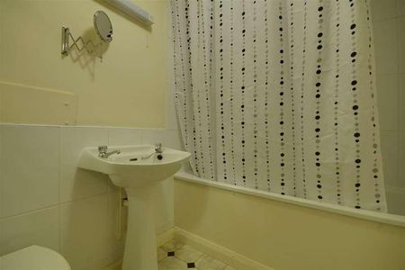 Lansdown, GL50 - Photo 4