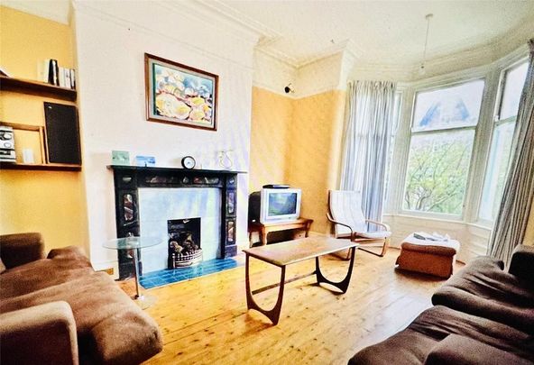 1 bedroom in a house share to rent - Photo 1