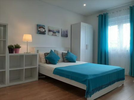 Rua da Vila de São Martinho, Lisbon, Lisbon 1500-623 - Photo 2