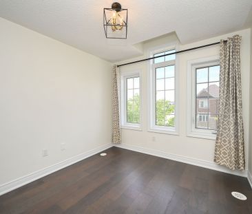 For Lease - 3069 Preserve Drive, Oakville, Ontario - Photo 3