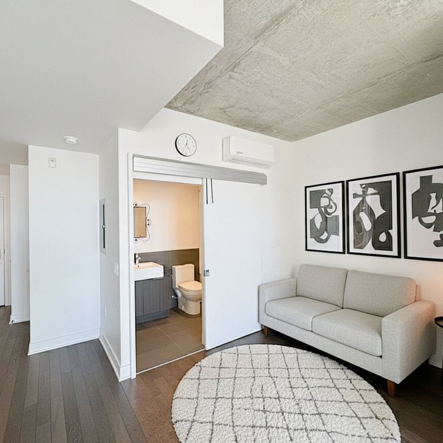 Rue Paré, H4P 1P4, Montréal - Photo 1