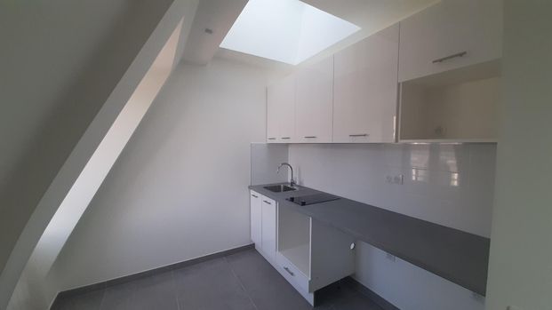 location Appartement T2 DE 51.1m² À PARIS - Photo 1