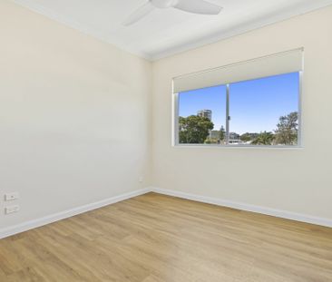 TWO BEDROOM, TWO BATHROOM UNFURNISHED UNIT IN THE HEART OF PALM BEACH - Photo 1