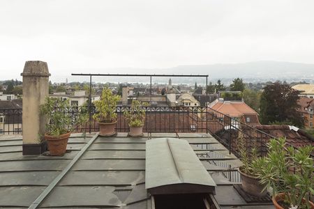 Grosszügige 3-Zimmer-Altbauwohnung mit Charme befristet bis 30.09.... - Photo 3
