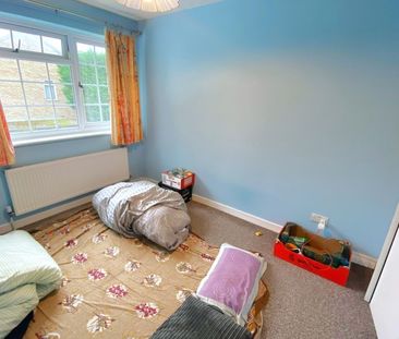 Woburn Avenue, Farnborough - 3 bedrooms Property for lettings - Sey... - Photo 4