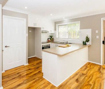 “THE BEST TOWNHOUSE IN BROWNS PLAINS!” - Photo 5