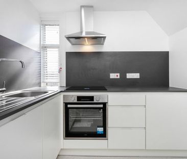Studio to rent - Photo 3