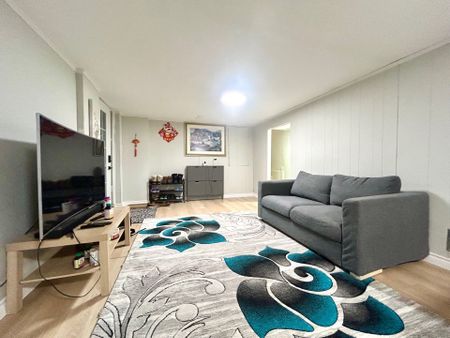 For Lease - 27 Hayward Crescent Unit# Basement, Toronto, Ontario - Photo 2