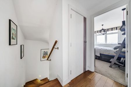 2 Bedroom - Photo 2