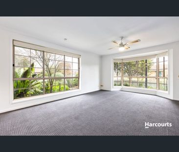 2/63 Solar Drive, Whittington, Vic 3219 - Photo 6