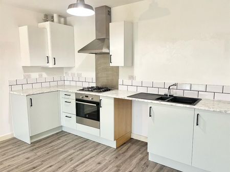 Whitney Crescent, Weston-Super-Mare - Photo 3