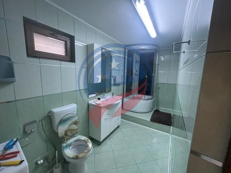 CASA 3 CAMER, Piata Centrala, de inchiriat/ de vanzare - Photo 4