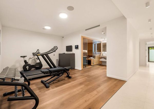 6 bedroom luxury Villa for rent in Nueva Andalucia, Spain