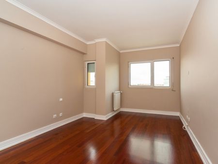 Apartamento T4 em Lisboa - Photo 2