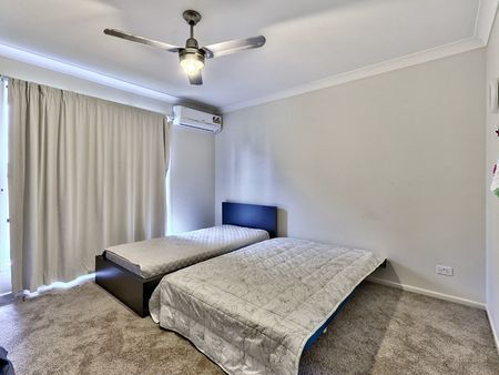 313 Verney Road East, Graceville QLD 4075 - House For Rent | Domain - Photo 2