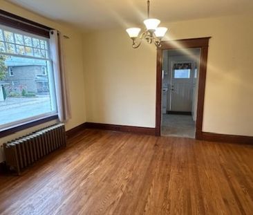 35 William St Orillia | $1950 per month | Plus Hydro - Photo 3