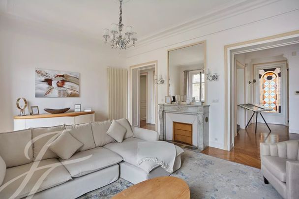 Appartement à louer Paris 8Ème, Paris Rive Droite, France13 500 EUR / Mois - Photo 1