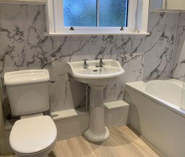 3 bedroom semi-detached house to rent - Photo 4