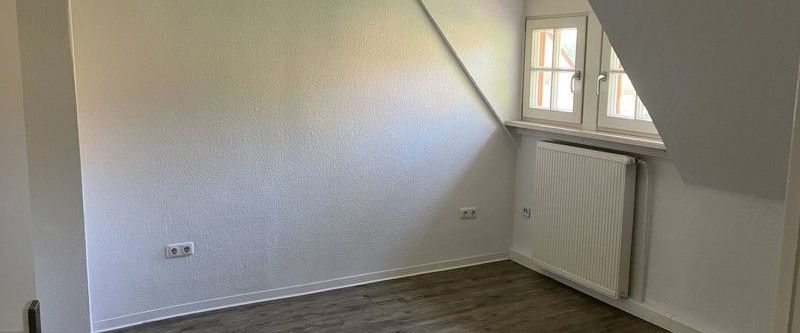 Individuelle 3-Zimmer-Dachgeschosswohnung in guter Wohnlage - Photo 1